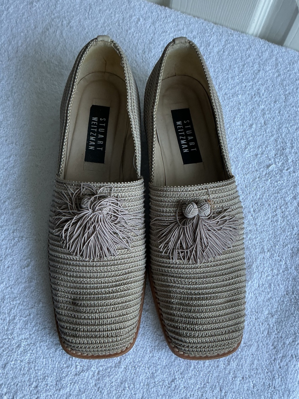 Stuart Weitzman Taupe Raffia Tassel Slip-Ons - Picture 2 of 15